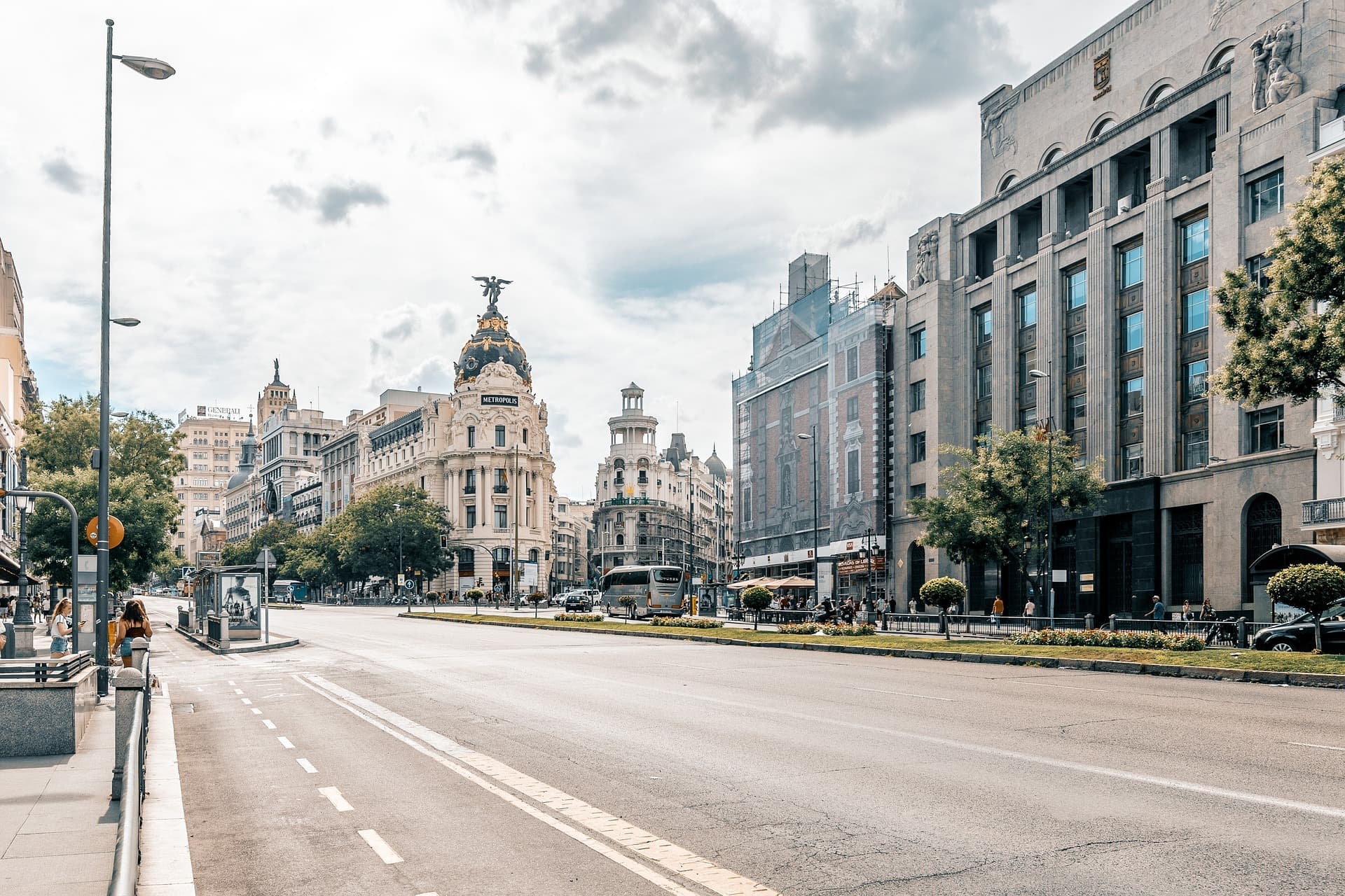 Central Madrid, where Atocha and Chamartín are not interchangeable stations