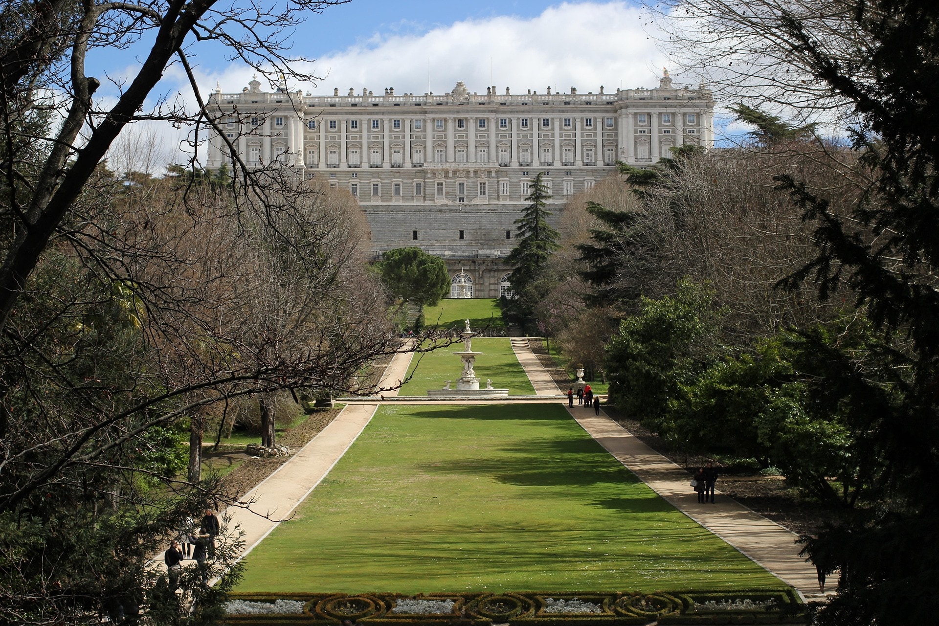 Evening light on a Madrid plaza